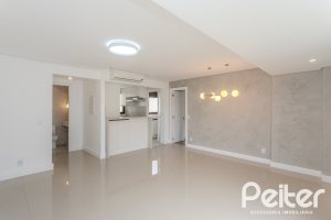 Apartamento à venda com 98m², 2 dormitórios, 1 suíte, 2 vagas, no bairro Tristeza em PORTO ALEGRE