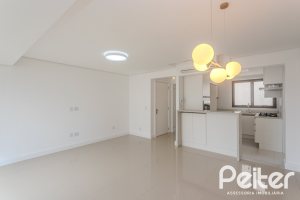Apartamento à venda com 98m², 2 dormitórios, 1 suíte, 2 vagas, no bairro Tristeza em PORTO ALEGRE