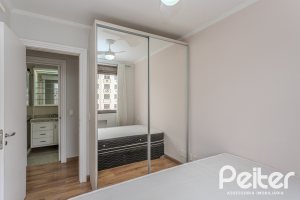 Apartamento à venda com 98m², 2 dormitórios, 1 suíte, 2 vagas, no bairro Tristeza em PORTO ALEGRE
