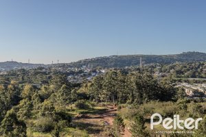 Apartamento à venda com 71m², 2 dormitórios, 1 suíte, 1 vaga, no bairro Cavalhada em PORTO ALEGRE