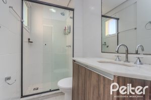 Apartamento à venda com 71m², 2 dormitórios, 1 suíte, 1 vaga, no bairro Cavalhada em PORTO ALEGRE