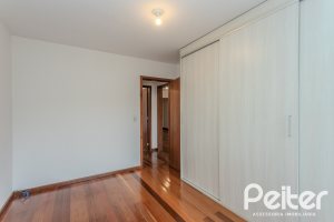 Apartamento à venda com 100m², 2 dormitórios, 1 suíte, 1 vaga, no bairro Tristeza em Porto Alegre