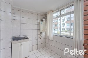 Apartamento à venda com 100m², 2 dormitórios, 1 suíte, 1 vaga, no bairro Tristeza em Porto Alegre