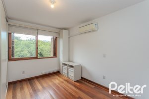 Apartamento à venda com 100m², 2 dormitórios, 1 suíte, 1 vaga, no bairro Tristeza em Porto Alegre