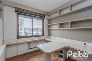 Apartamento à venda com 88m², 3 dormitórios, 1 suíte, 2 vagas, no bairro Tristeza em PORTO ALEGRE