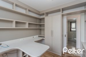 Apartamento à venda com 88m², 3 dormitórios, 1 suíte, 2 vagas, no bairro Tristeza em PORTO ALEGRE
