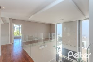Casa em Condomínio à venda com 400m², 4 dormitórios, 4 suítes, 4 vagas, no bairro Alphaville em PORTO ALEGRE