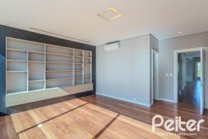 Casa em Condomínio à venda com 400m², 4 dormitórios, 4 suítes, 4 vagas, no bairro Alphaville em PORTO ALEGRE