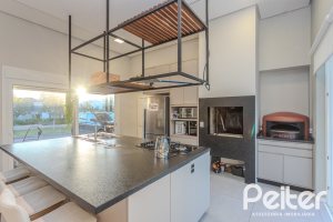 Casa em Condomínio à venda com 206m², 3 dormitórios, 3 suítes, 7 vagas, no bairro Alphaville em PORTO ALEGRE