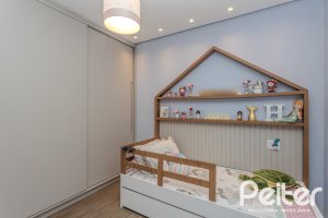 Casa em Condomínio à venda com 206m², 3 dormitórios, 3 suítes, 7 vagas, no bairro Alphaville em PORTO ALEGRE
