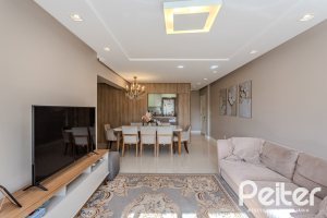 Apartamento à venda com 102m², 3 dormitórios, 1 suíte, 2 vagas, no bairro Tristeza em PORTO ALEGRE