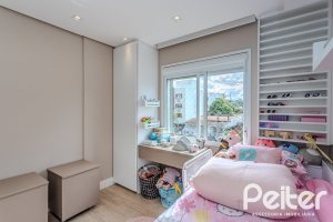 Apartamento à venda com 102m², 3 dormitórios, 1 suíte, 2 vagas, no bairro Tristeza em PORTO ALEGRE