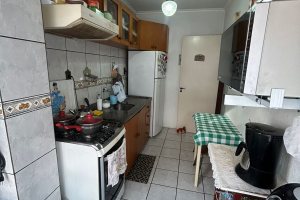 Apartamento à venda com 46m², 2 dormitórios, 1 vaga, no bairro Cavalhada em Porto Alegre