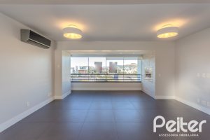 Apartamento à venda com 98m², 3 dormitórios, 1 suíte, 1 vaga, no bairro Cristal em PORTO ALEGRE