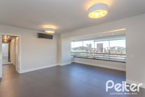 Apartamento à venda com 98m², 3 dormitórios, 1 suíte, 1 vaga, no bairro Cristal em PORTO ALEGRE
