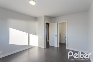 Apartamento à venda com 98m², 3 dormitórios, 1 suíte, 1 vaga, no bairro Cristal em PORTO ALEGRE