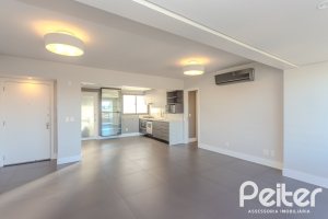 Apartamento à venda com 98m², 3 dormitórios, 1 suíte, 1 vaga, no bairro Cristal em PORTO ALEGRE