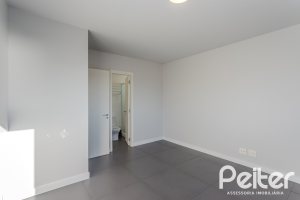 Apartamento à venda com 98m², 3 dormitórios, 1 suíte, 1 vaga, no bairro Cristal em PORTO ALEGRE