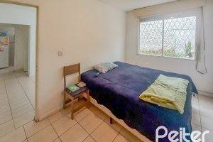 Apartamento à venda com 37m², 1 dormitório, 1 vaga, no bairro Cavalhada em Porto Alegre