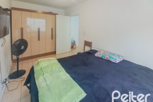 Apartamento à venda com 37m², 1 dormitório, 1 vaga, no bairro Cavalhada em Porto Alegre
