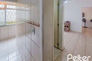 Apartamento à venda com 37m², 1 dormitório, 1 vaga, no bairro Cavalhada em Porto Alegre