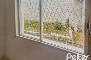 Apartamento à venda com 37m², 1 dormitório, 1 vaga, no bairro Cavalhada em Porto Alegre
