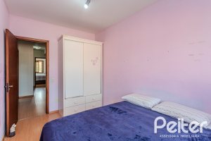 Casa à venda com 190m², 3 dormitórios, 1 suíte, 3 vagas, no bairro Ipanema em Porto Alegre