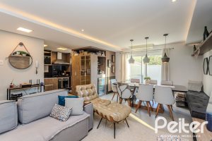 Casa em Condomínio à venda com 208m², 3 dormitórios, 1 suíte, 2 vagas, no bairro Tristeza em Porto Alegre