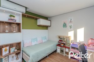 Casa em Condomínio à venda com 208m², 3 dormitórios, 1 suíte, 2 vagas, no bairro Tristeza em Porto Alegre