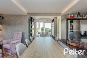 Casa em Condomínio à venda com 208m², 3 dormitórios, 1 suíte, 2 vagas, no bairro Tristeza em Porto Alegre