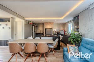 Casa em Condomínio à venda com 208m², 3 dormitórios, 1 suíte, 2 vagas, no bairro Tristeza em Porto Alegre