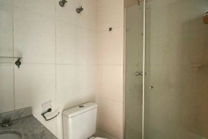 Casa em Condomínio à venda com 97m², 3 dormitórios, 1 suíte, 2 vagas, no bairro Guarujá em Porto Alegre