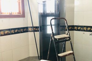 Casa à venda com 286m², 4 dormitórios, 1 suíte, 2 vagas, no bairro Tristeza em Porto Alegre