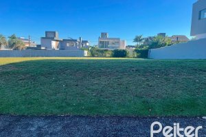 Terreno em condomínio à venda com 551m², no bairro Alphaville em PORTO ALEGRE