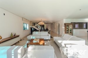 Casa em Condomínio à venda com 361m², 3 dormitórios, 3 suítes, no bairro Terra Ville em PORTO ALEGRE