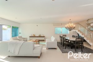 Casa em Condomínio à venda com 361m², 3 dormitórios, 3 suítes, no bairro Terra Ville em PORTO ALEGRE