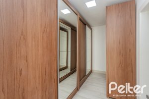 Casa em Condomínio à venda com 361m², 3 dormitórios, 3 suítes, no bairro Terra Ville em PORTO ALEGRE