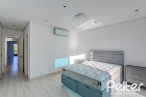 Casa em Condomínio à venda com 361m², 3 dormitórios, 3 suítes, no bairro Terra Ville em PORTO ALEGRE