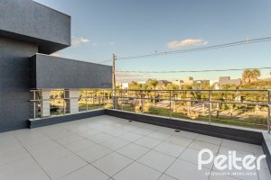 Casa em Condomínio à venda com 361m², 3 dormitórios, 3 suítes, no bairro Terra Ville em PORTO ALEGRE