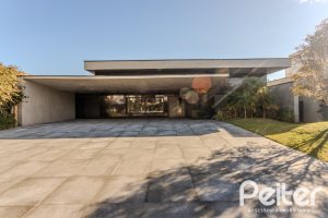 Casa em Condomínio à venda com 392m², 4 dormitórios, 4 suítes, 4 vagas, no bairro Terra Ville em PORTO ALEGRE