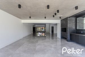 Casa em Condomínio à venda com 392m², 4 dormitórios, 4 suítes, 4 vagas, no bairro Terra Ville em PORTO ALEGRE