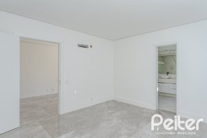 Casa em Condomínio à venda com 392m², 4 dormitórios, 4 suítes, 4 vagas, no bairro Terra Ville em PORTO ALEGRE