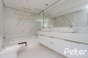 Casa em Condomínio à venda com 392m², 4 dormitórios, 4 suítes, 4 vagas, no bairro Terra Ville em PORTO ALEGRE