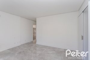 Casa em Condomínio à venda com 392m², 4 dormitórios, 4 suítes, 4 vagas, no bairro Terra Ville em PORTO ALEGRE