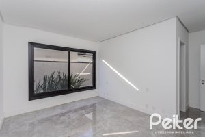 Casa em Condomínio à venda com 392m², 4 dormitórios, 4 suítes, 4 vagas, no bairro Terra Ville em PORTO ALEGRE