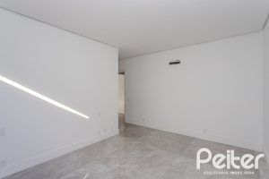 Casa em Condomínio à venda com 392m², 4 dormitórios, 4 suítes, 4 vagas, no bairro Terra Ville em PORTO ALEGRE