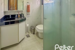 Casa à venda com 150m², 3 dormitórios, 1 suíte, 3 vagas, no bairro Espírito Santo em Porto Alegre