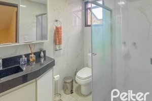 Casa à venda com 150m², 3 dormitórios, 1 suíte, 3 vagas, no bairro Espírito Santo em Porto Alegre