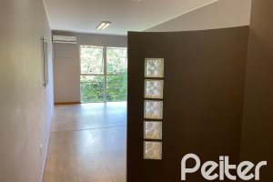 Comercial à venda com 26m², no bairro Menino Deus em Porto Alegre