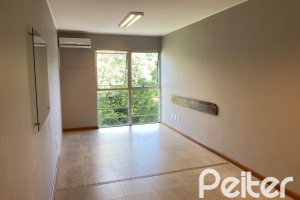 Comercial à venda com 26m², no bairro Menino Deus em Porto Alegre